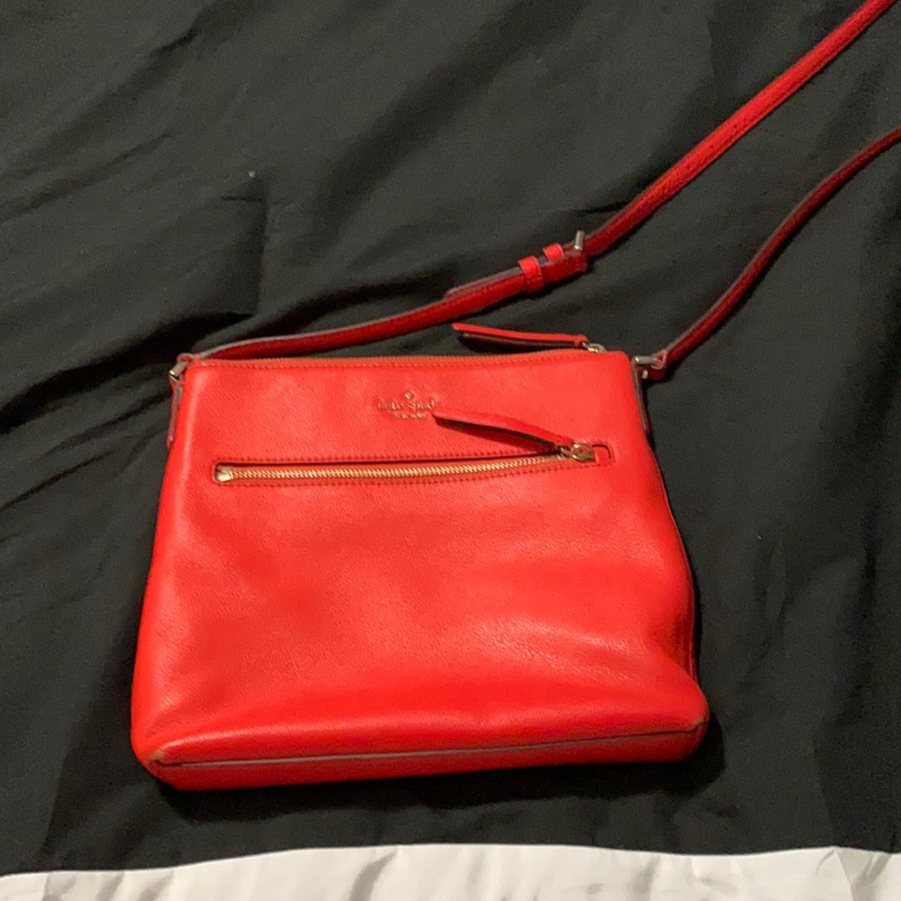 Kate Spade CrossBody. Beautiful Salmon color. EUC